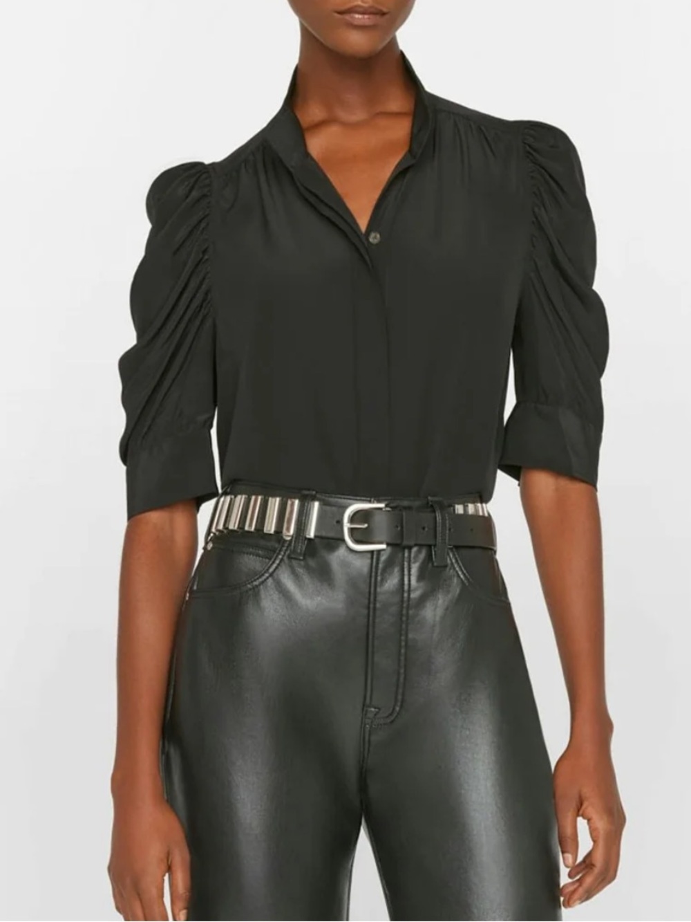 FRAME The Gillian Silk Top in Black Size L